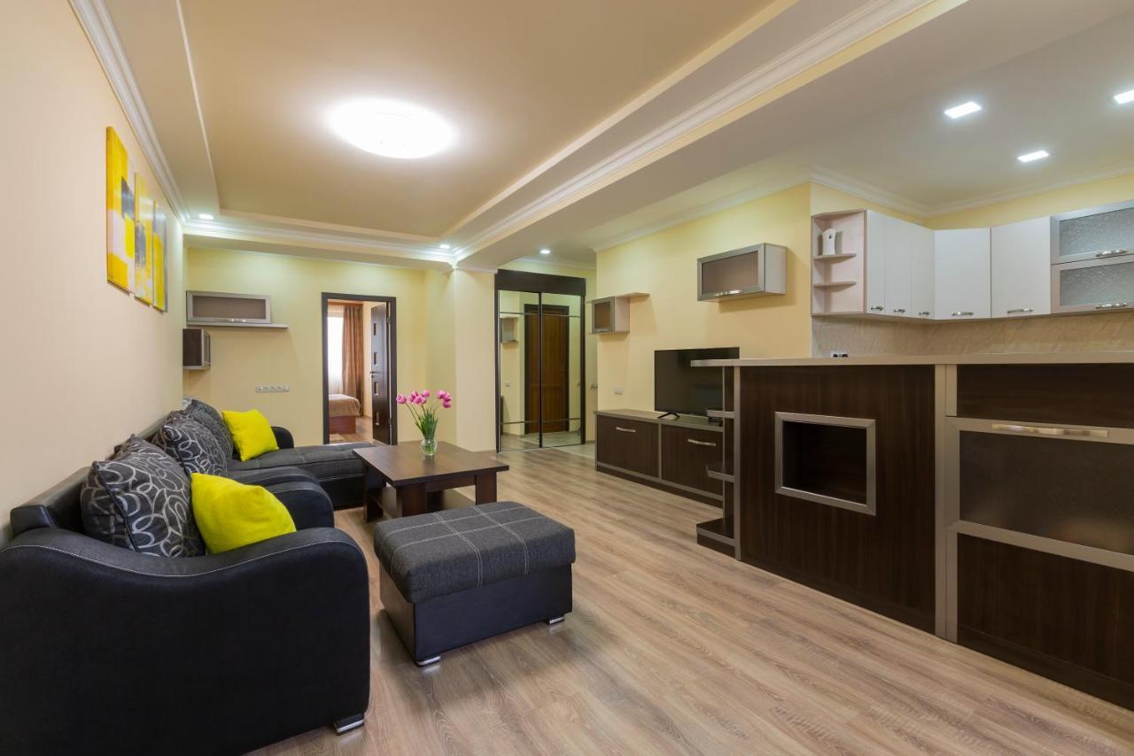 Umba Apartment N5 - Balcony And Mount Ararat View يريفان المظهر الخارجي الصورة